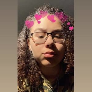 Meet your Posher, Marissa